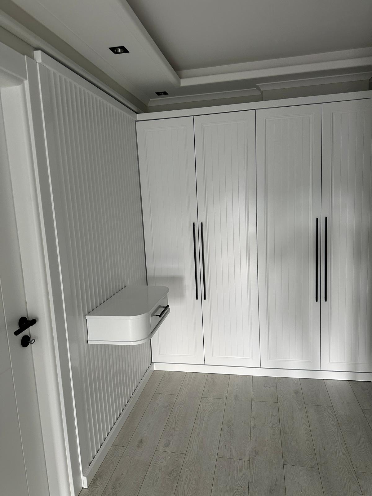 Home Lake Mutfak – Rize beyaz gardırop tasarımı